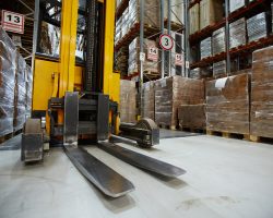 Vysokozdvižné vozíky: Kedy sa ho vyplatí kúpiť?